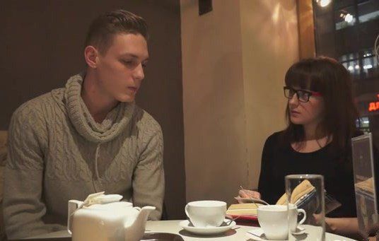 Подцепил мамку в кофейне и потянул домой доказывать, что он взрослый